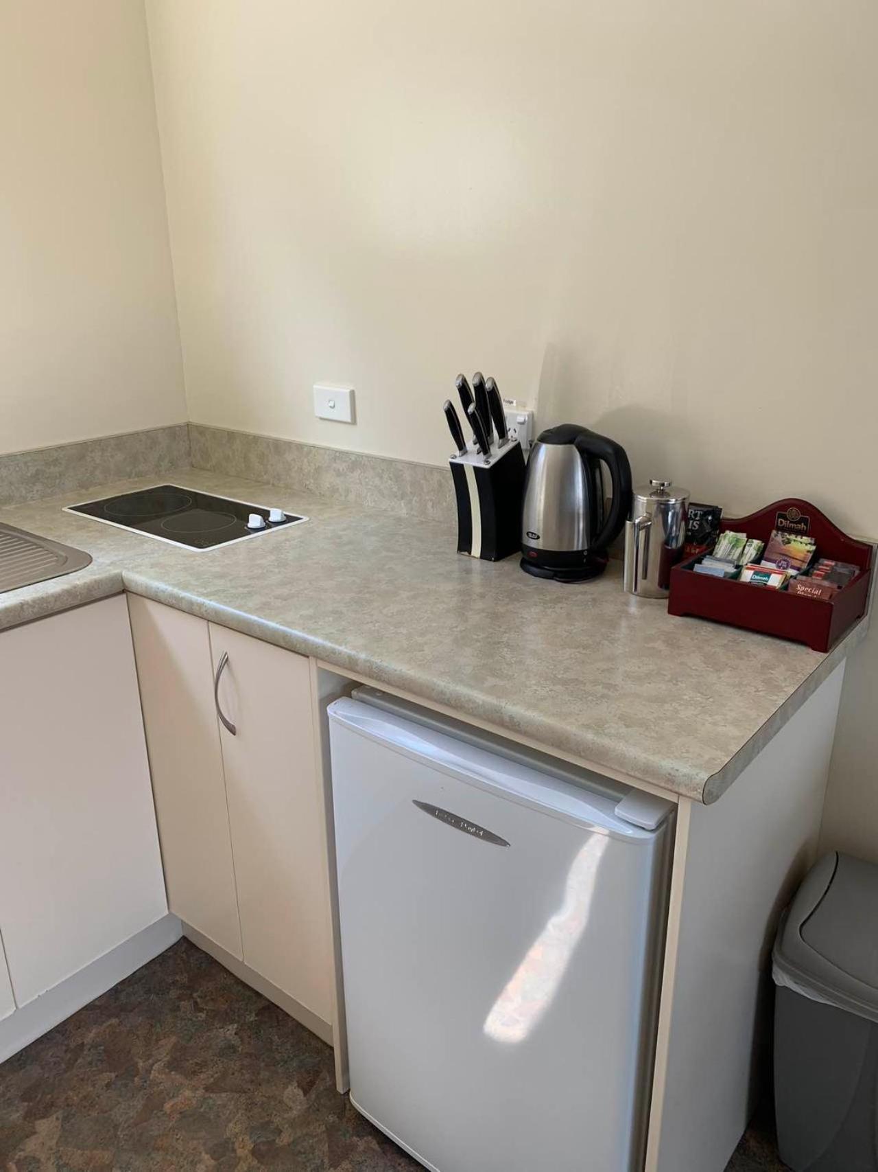 Amber Court Motel Te Anau Εξωτερικό φωτογραφία