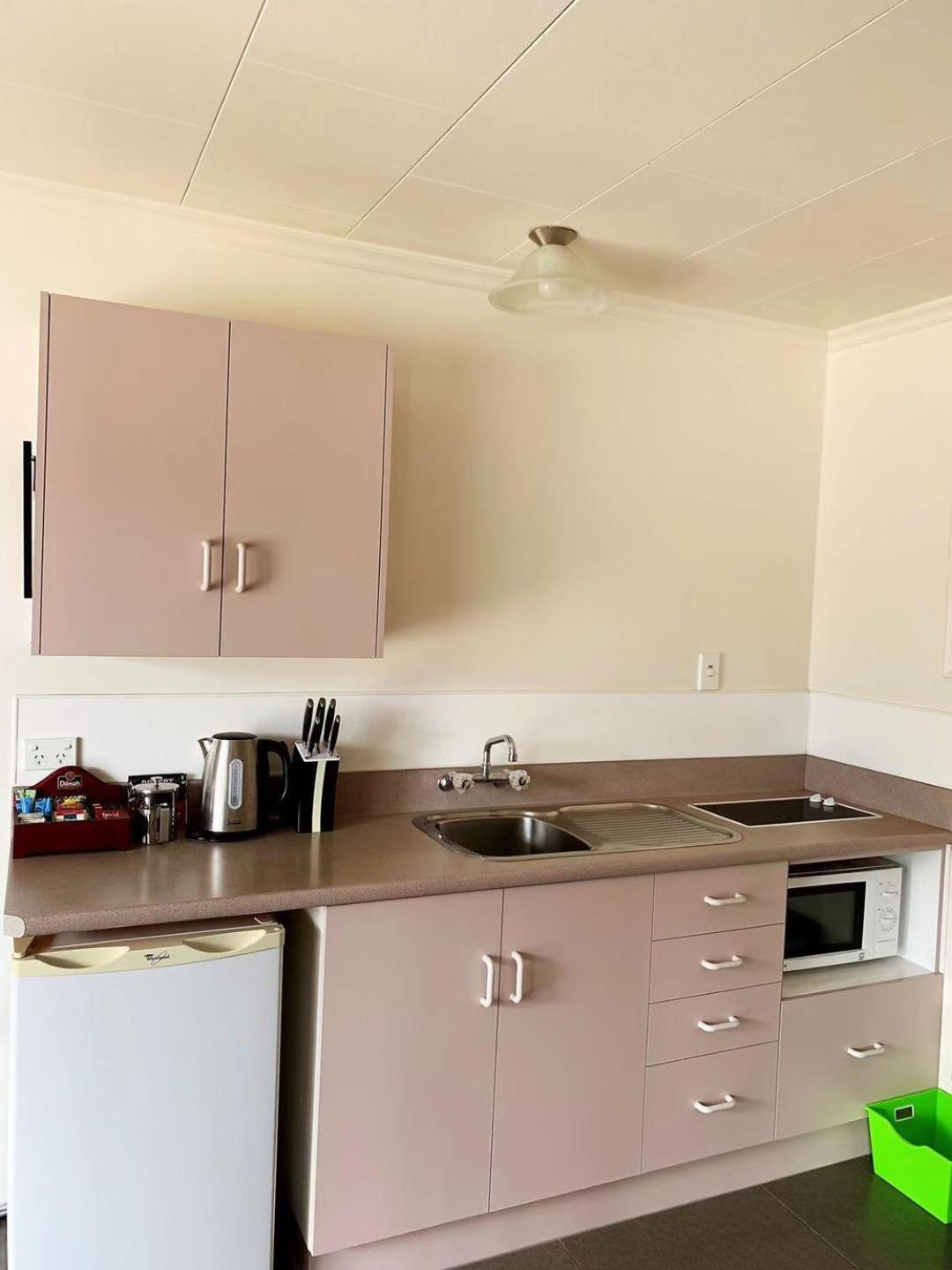 Amber Court Motel Te Anau Εξωτερικό φωτογραφία